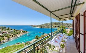 Apartments Bosiljka - By The Sea